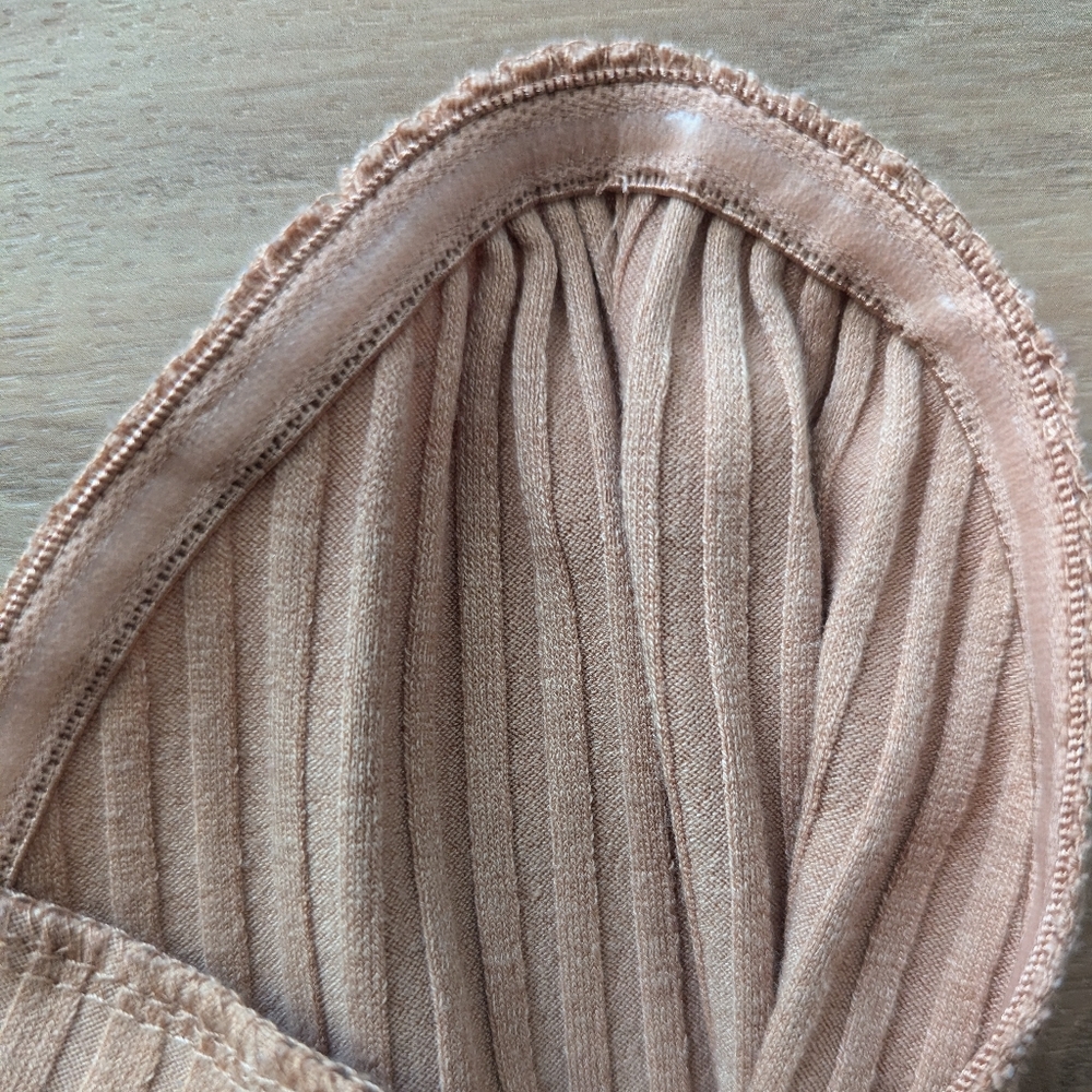 Forever 21 Pink Nude Long Sleeve Bodysuit - Picture 5 of 9
